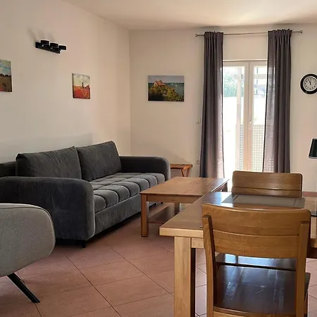Dija Riva 1 Tar-Vabriga