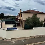 Dija Riva 1 度假居 Tar-Vabriga