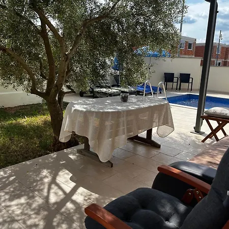 Dija Riva 1 Holiday home Tar-Vabriga