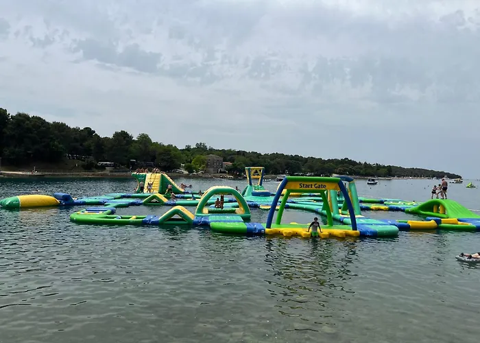 Vikendica Dija Riva 1 *