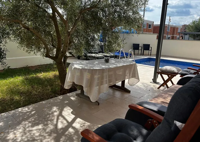 Dija Riva 1 Vikendica Tar-Vabriga